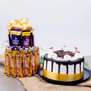 Valentine's Combo With Cake And Chocolate